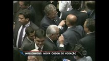 Eduardo Cunha muda ordem de votação no processo do impeachment