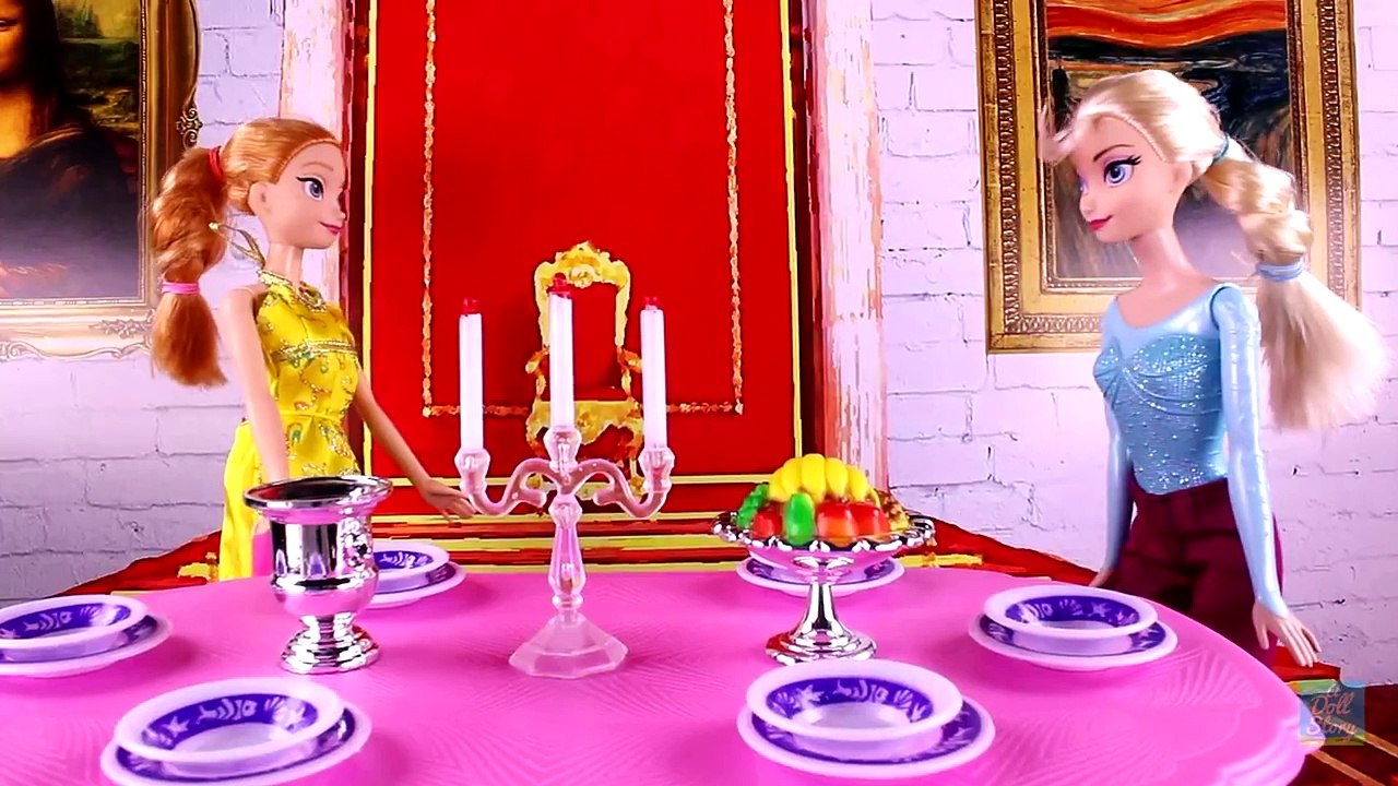 Frozen Elsa Cuts Her Hair! Features Frozen Anna, Ariel, Maleficent, Descendants Mal & Evie