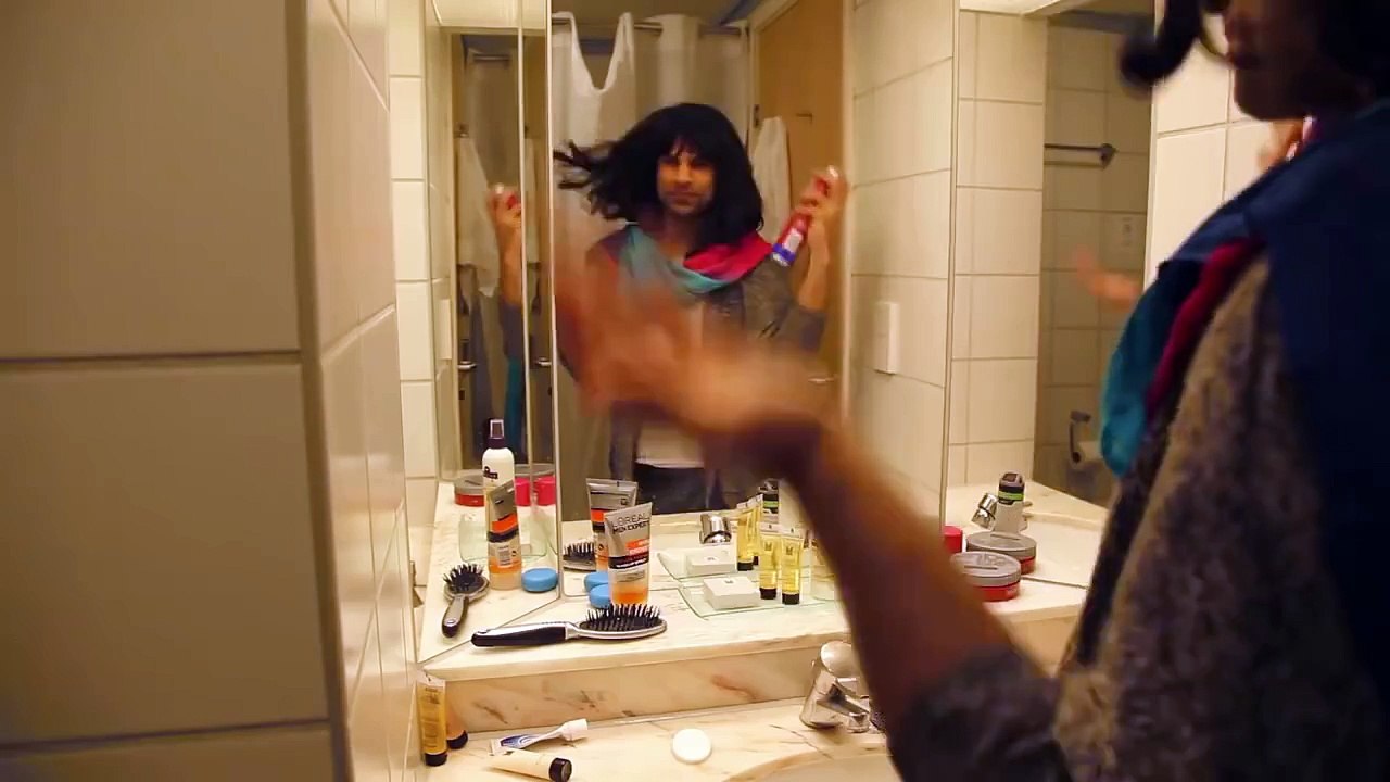 Pardesi Spider  (Vine By Rahim Desi Pardesi) 720p HD!