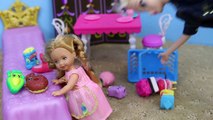 FROZEN Kids ALEX GOES TO THE HOSPITAL Disney Frozen Elsa & Felicia Doll DisneyCarToys