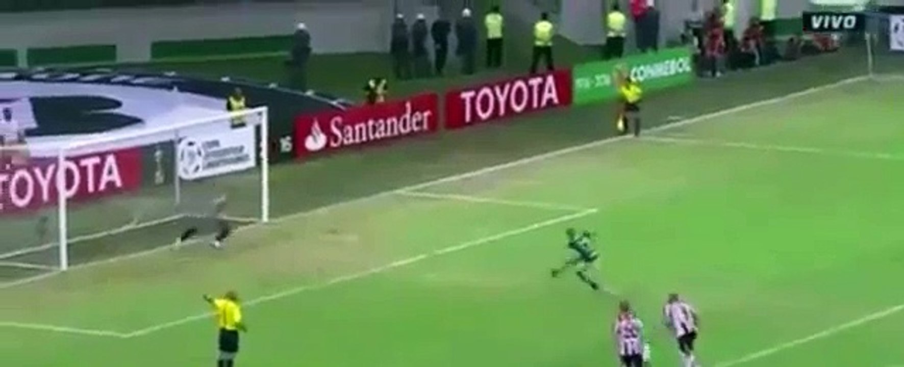 Palmeiras Sao Paulo Vs. CA River Plate Highlights Apr 14, 2016