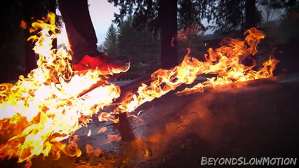 Kaykay Binmenin En Güzel Halini Sunan Ekipten Alevler İçinde Gösteri