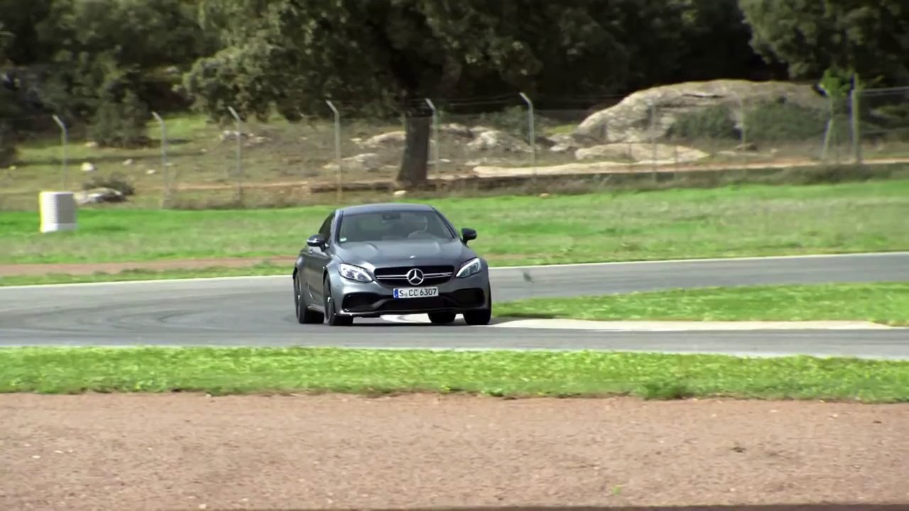 2016 Mercedes AMG C 63 S Coupe - Full Throttle
