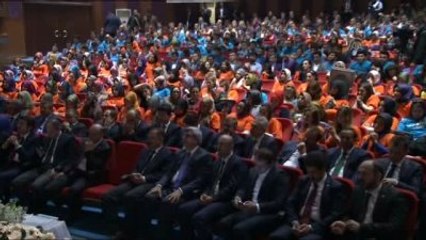 Davutoğlu: "Kitaptan Daha Aziz Bir Dost Yoktur"