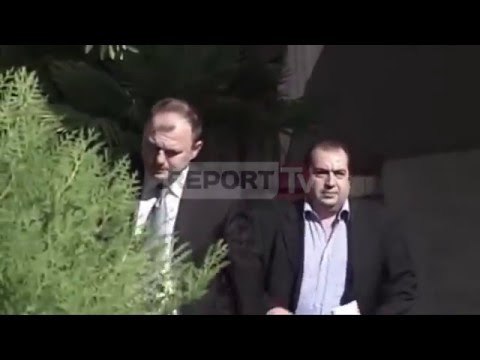 Report TV - Shpërdoroi detyrën, dënohet me 1 vit e 4 muaj burg Florenc Hoxha