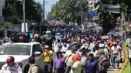 Maestros vuelven a marchar en Guerrero
