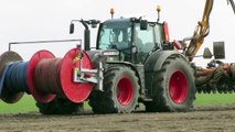 New Fendt 724 Black Beauty : Injecting slurry / Sleepslang bemesten