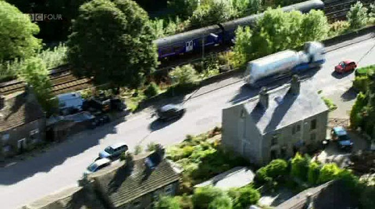 Great British Railway Journeys  S01E16 - Buxton To Matlock