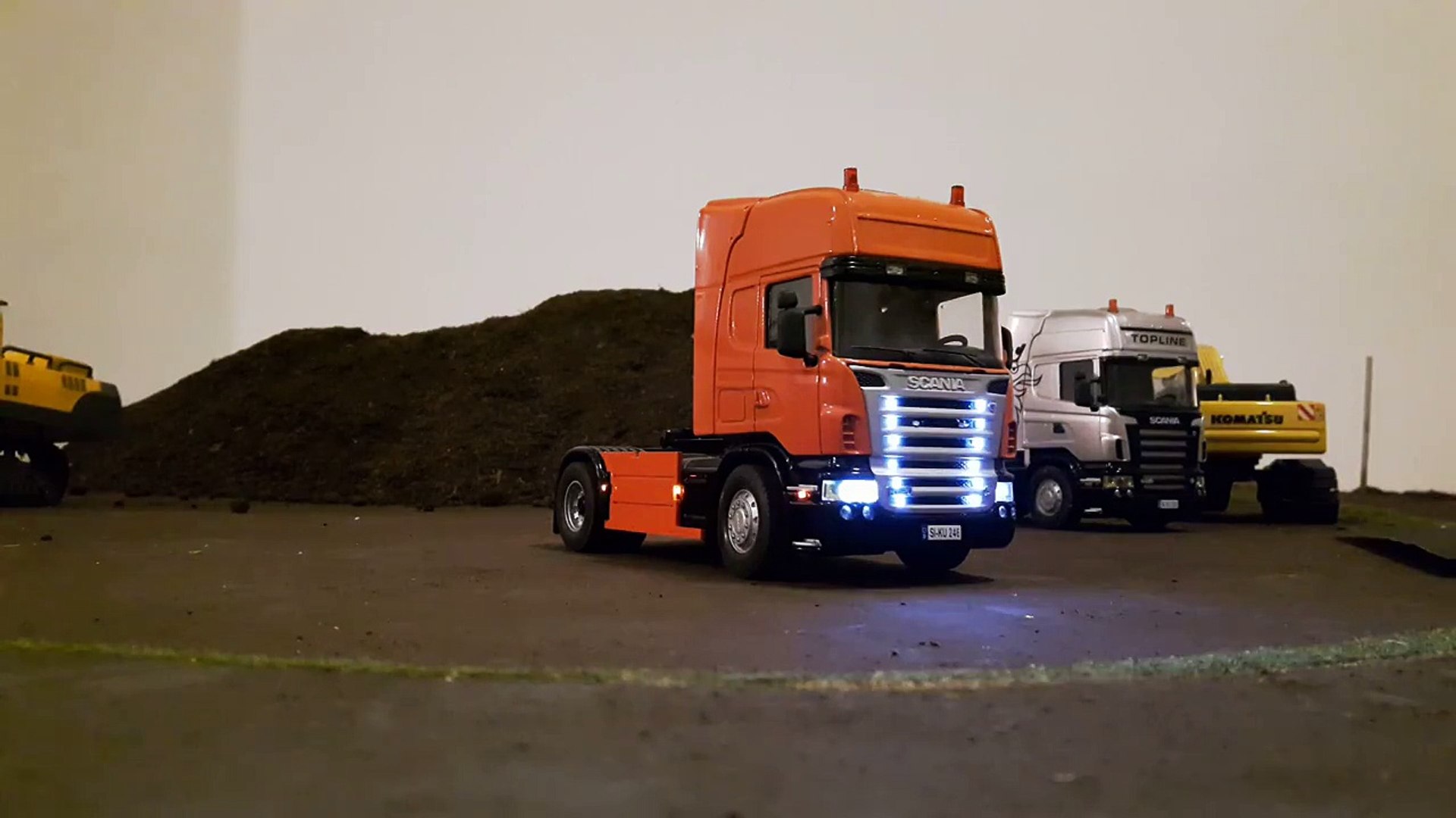 Siku Control Umbau Scania, Lichtumbau, RC, Truck, 1:32 - video Dailymotion