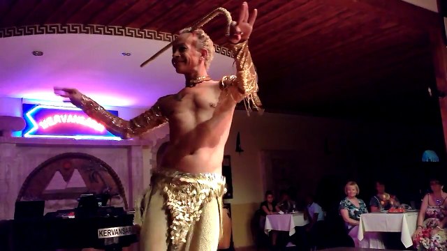 танец живота в исполнении мужика