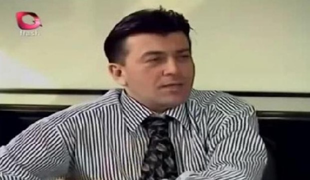 Alman ZDF kanalı önünde haber yapan A Haber muhabiri Flash TV'nin dizisinde