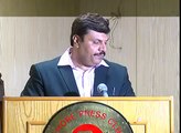 Zabir Saeed Badar thanking participants at Lahore Press Club launching ceremony Pakistan aur Fauj.