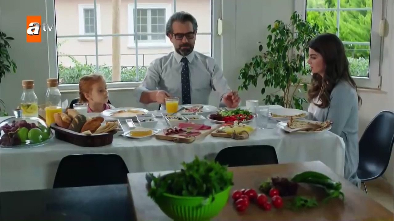 Yekta, Duruya yemek dersi veriyor - Yeter 3. Bölüm - atv