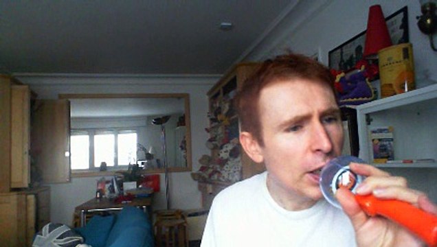 Wiwi égratigne two minds de Nero