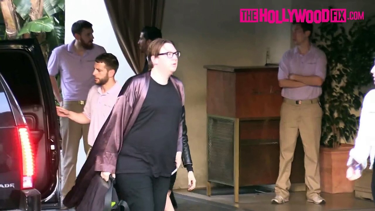 Nicola Peltz Is Mistaken For Lana Del Rey At The Marie Claire Party At Sunset Tower 4.11.1