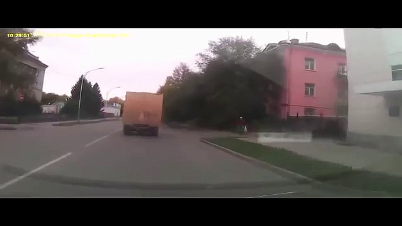 Most Shocking Car Crashes Car Accidents Horrible Car Crash Compilation HD (15)