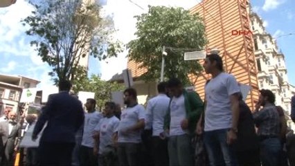 İstiklal Caddesi'nde İslam Ülkelerine Çağrı Yürüyüşü