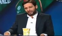 Shahid Afridi Got Angry to Pakistani Media for Asking Question About Ahmed Shehzad - SHOCKING