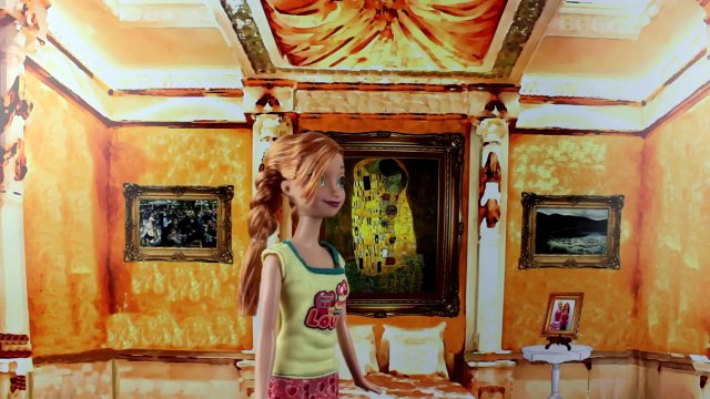 Spider-Man Saves Frozen Elsa Saves Spiderman With Her Freezing Ice Powers! Disney Princess Parody