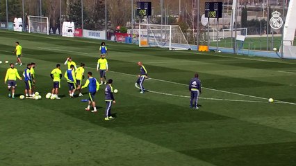 Rocket from Gareth Bale in Real Madrid training session