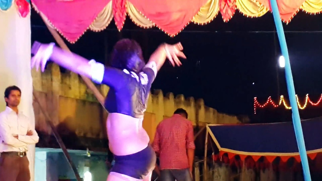 barsat me aayega maza dance performance