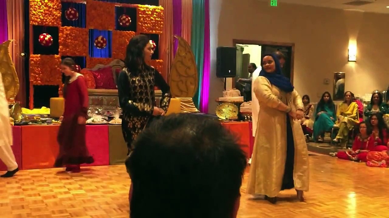 2016 BEST MEHNDI DANCE OF THIS YEAR I Best Pakistani Mehndi Dance on Wedding I  Pakistani Girls Mehndi Dance 2016 I Best mehndi dance all the time