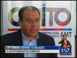 Un hombre disparó 10 tiros contra un fotorradar