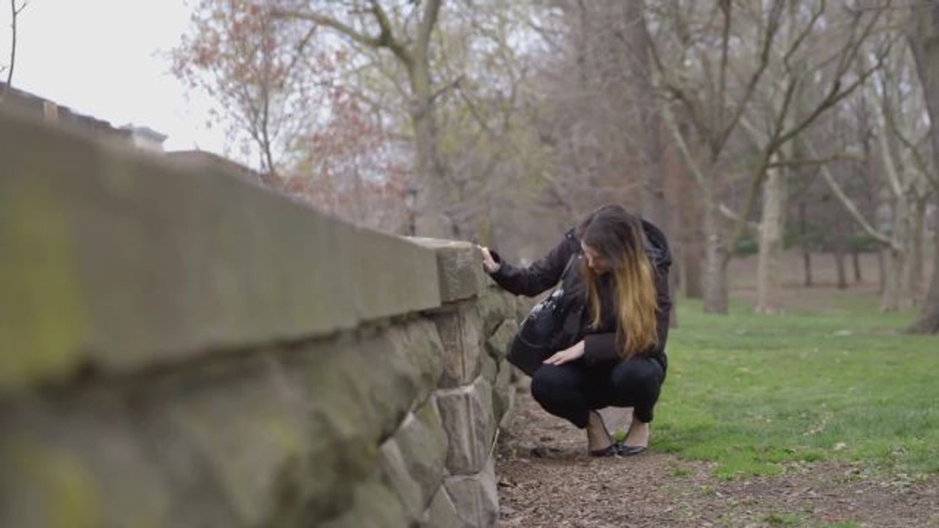 ⁣Ars searches Brooklyn for Dead Drops
