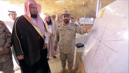 رئيس الهيئات مع جنودنا البواسل في الحد الجنوبي