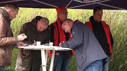 Werknemers kartonfabrieken staken opnieuw - RTV Noord