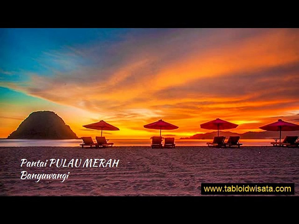 Pantai Pulau Merah Banyuwangi yang Menakjubkan