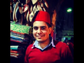 كل سنة وانت طيب يا غالى