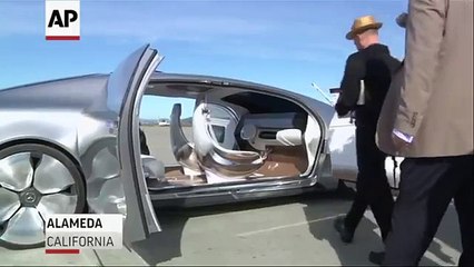 Mercedes-Benz Showcases Driverless Car | Welby Ainsworth