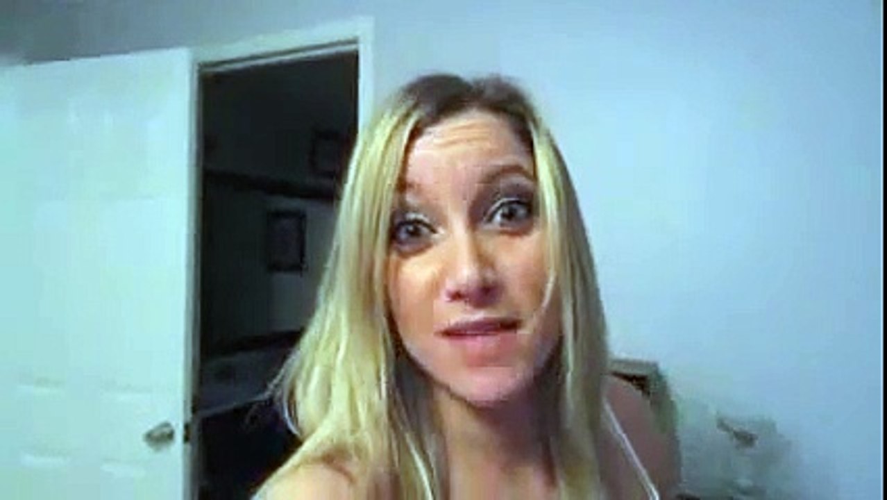 karısını yatakta aldatırken yakalayan adam