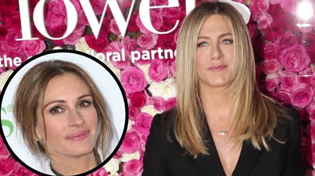 Jennifer Aniston Was Starstruck by Julia Roberts
