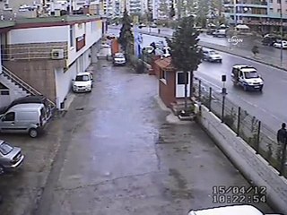 Satırlı vahşet kamerada