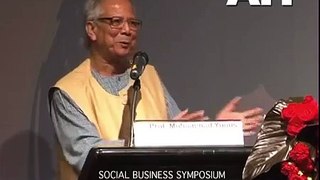 Muhammad Yunus - Grameen America (Social Business Symposium 5/9)