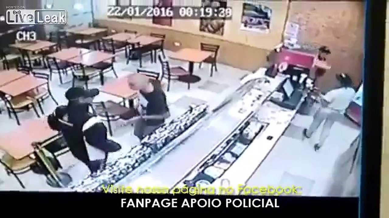 Off duty cop stops a robbery like a boss, 1 bandit down