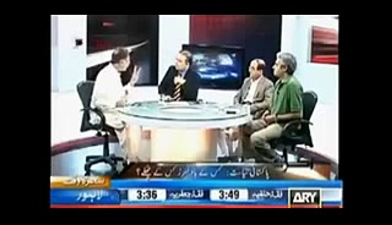 N-League Ministers ki Mayfair Flats kay baray 'Qalabazia'. Decide who is correct