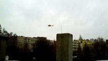 woochuck: Eurocopter EC 135, start z lądowiska przy szpitalu, Żnin, 11 stycznia 2012