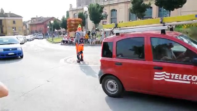 Mimo Karcocha en Italie au festival Mirabilia 2013 à Fossano - Vidéo drôle à mourire de rire