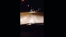 雪の東名高速道路