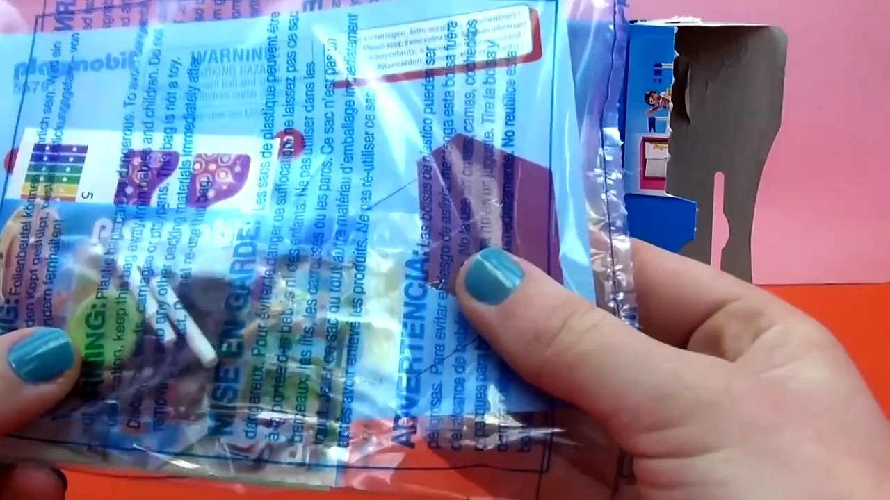 Playmobil City Life chambre à coucher denfant avec un lit en hauteur et un toboggan !