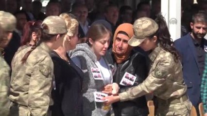 Mardin'de Şehit Askerler İçin Tören (2)