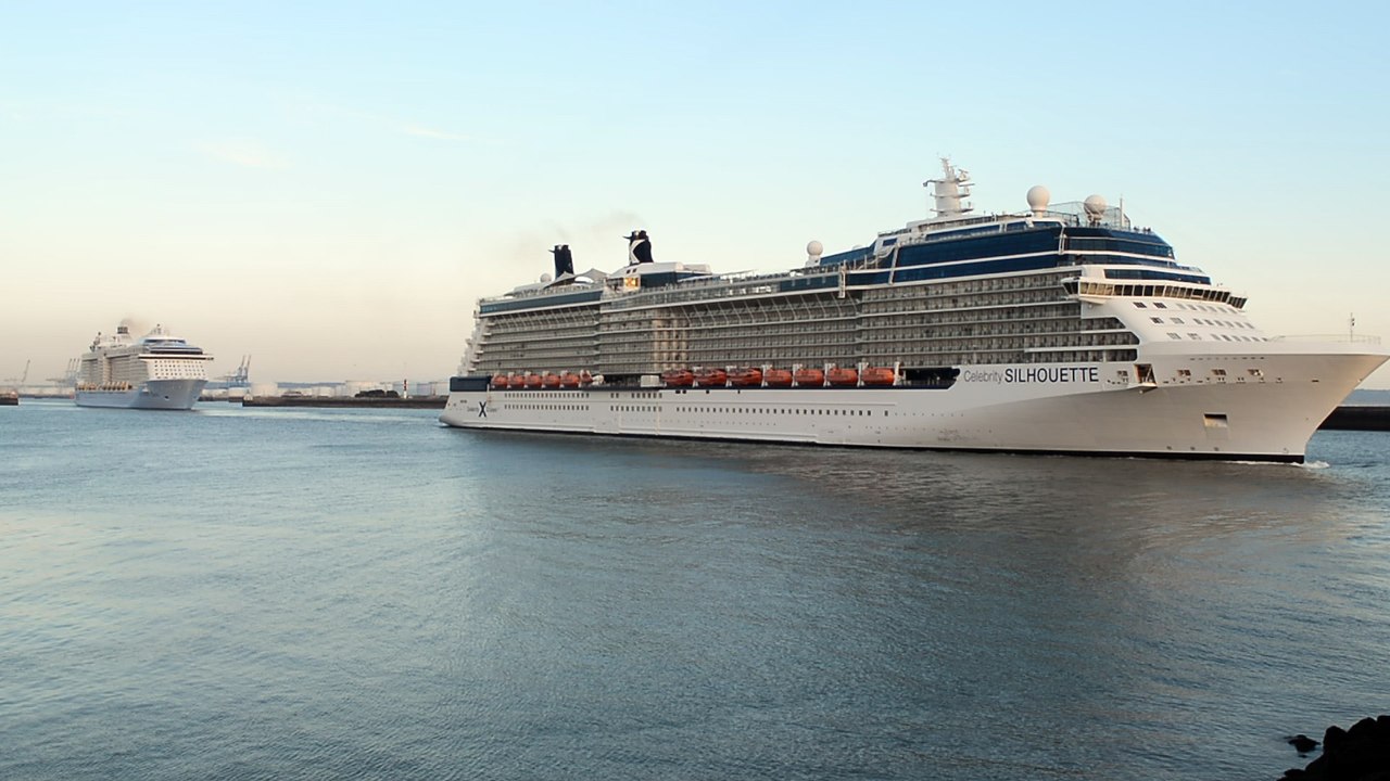 Appareillage simultané des paquebots Anthem of the Seas et Celebrity Silhouette