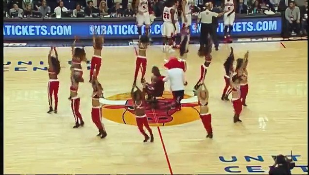 Оригинально сделал предложение смотреть всем