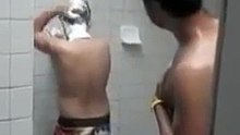 funny bathroom -creazy friend can"t stop waching shampione