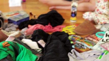 DECLUTTERING