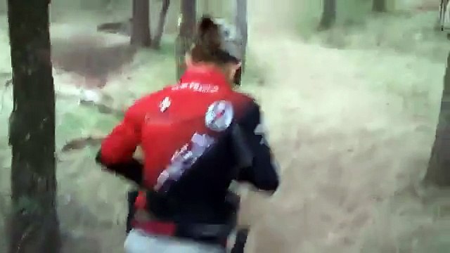 13 Yaşında ama Her Attığını Vuruyor!