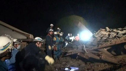 Japón: rescatan bebé de 8 meses de los escombros